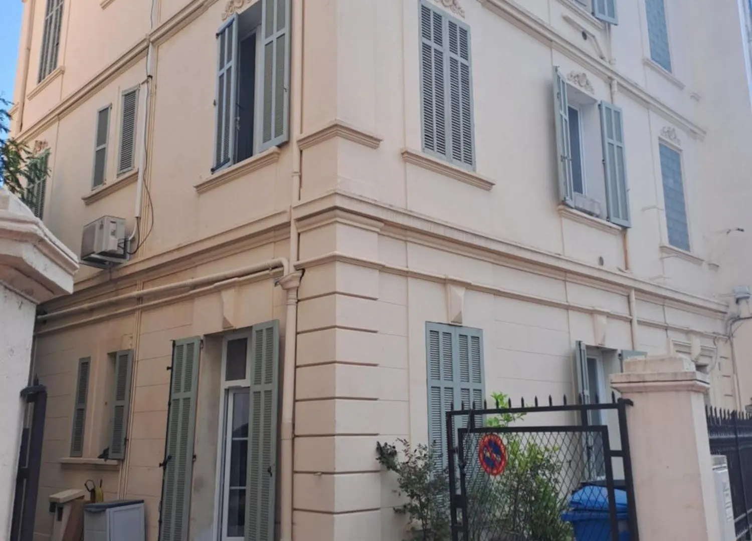 Un Rez De Jardin En Plein Centre Apartment Cannes