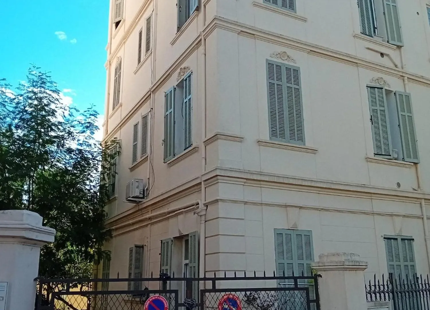 Un Rez De Jardin En Plein Centre Apartment Cannes France